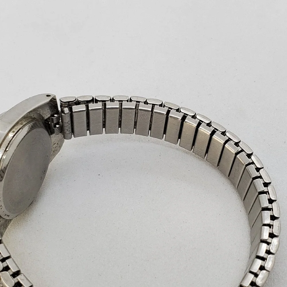 Women's‎ Watch 25MM Blue Dial Gray Expandable Band 6.5